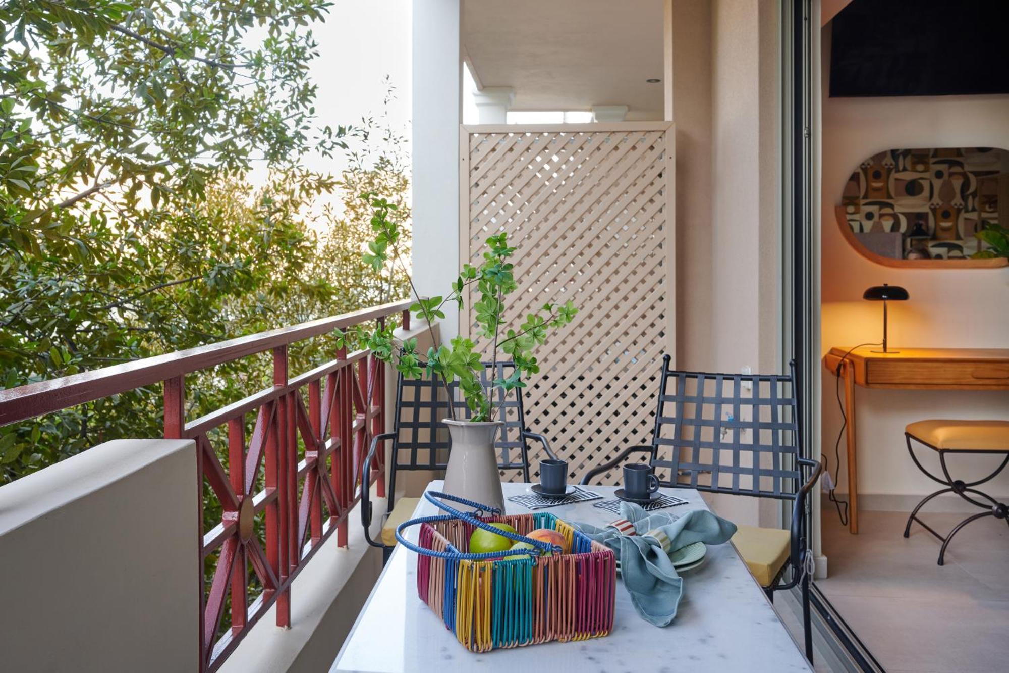 Rastoni Acropolis Uniquely Located Stylish Apartments เอเธนส์ ภายนอก รูปภาพ